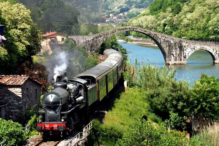 Viaggio nel tempo alla scoperta del territorio e prodotti tipici. Degustazione e vendita